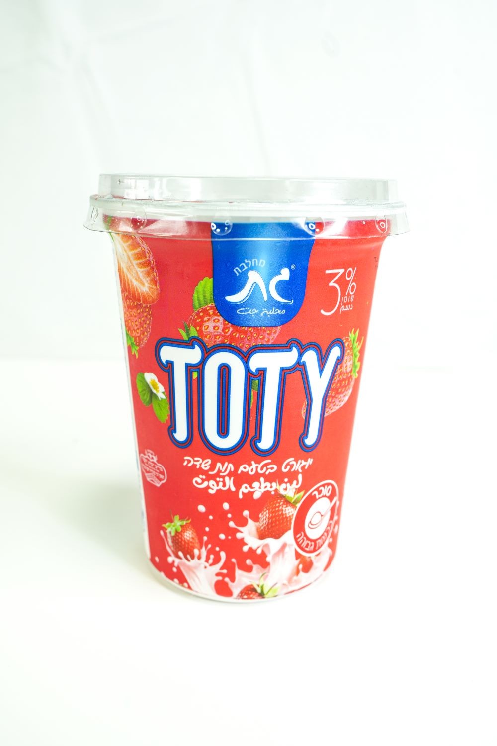 יוגורט עם תות שדה 500 גרם